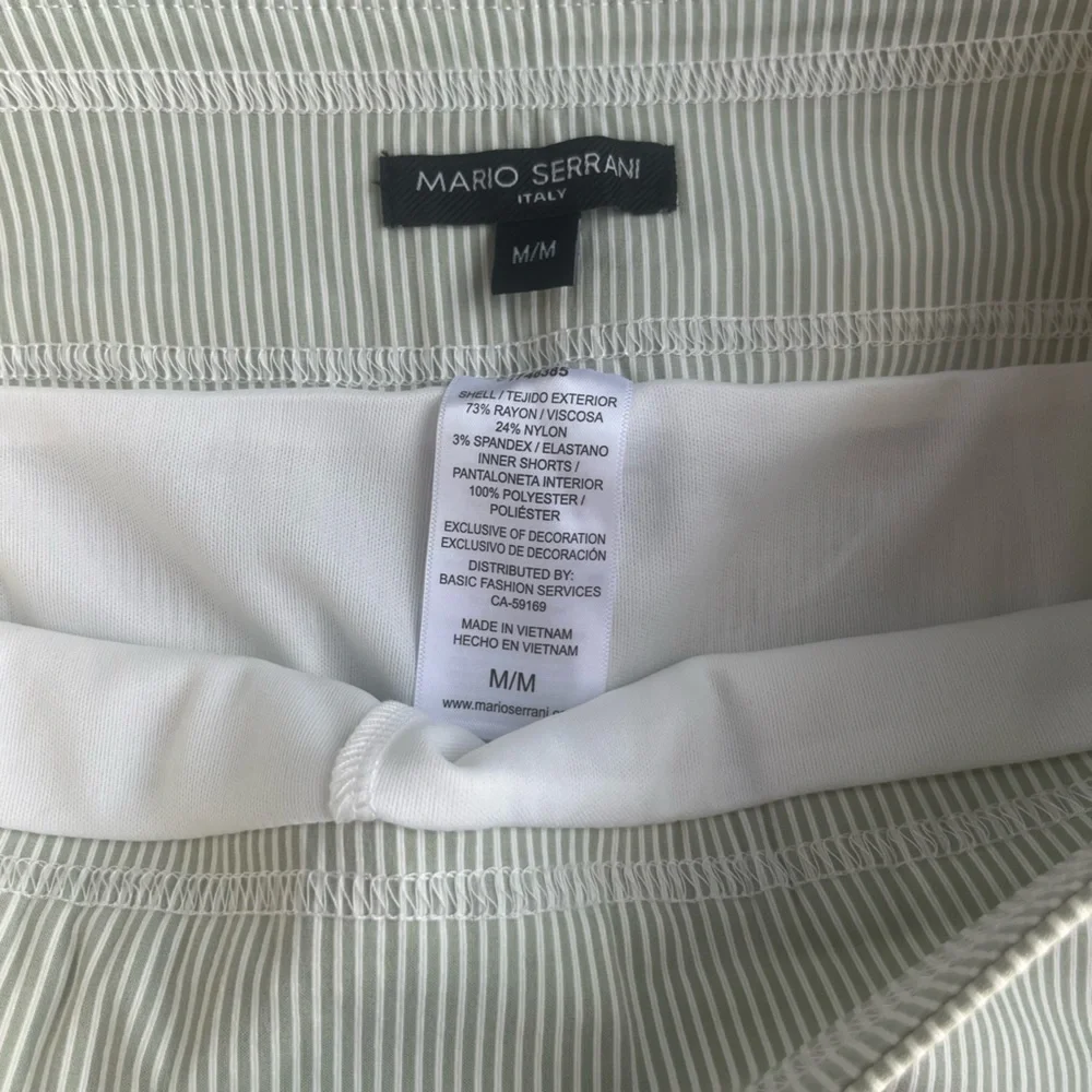 Mario Serrani Italy Green Pinstripe Athletic Skort M Pockets Stretch Mini